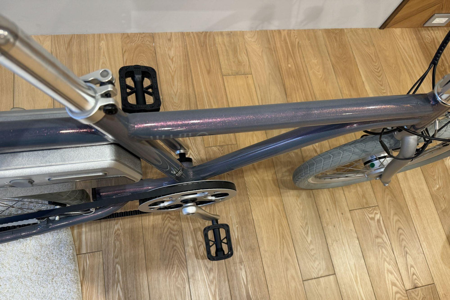 電動アシスト自転車 COOZY (VIOLET SAPPHIRE)オンライン数量限定 wimo三周年記念色