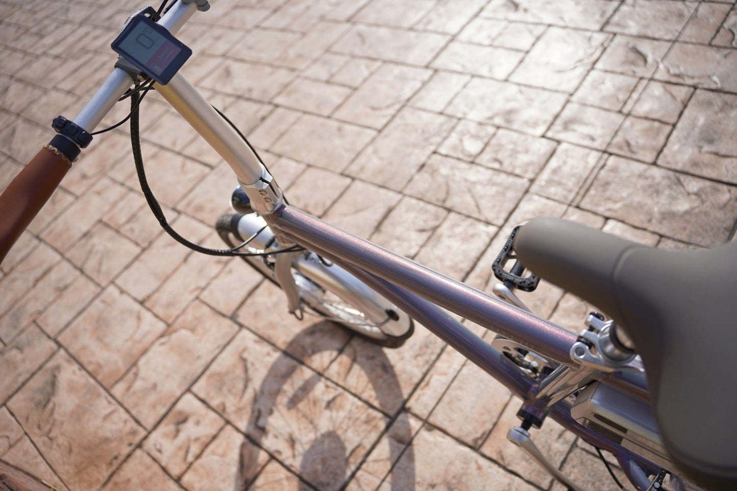 電動アシスト自転車 COOZY (VIOLET SAPPHIRE)オンライン数量限定 wimo三周年記念色 - wimo online store - オシャレ電動自転車 - 最軽量級子供自転車