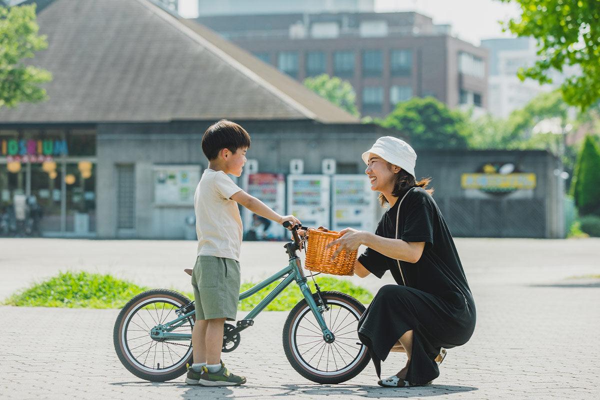 子供自転車 wimo kids 20 (Kale / ケール)| 6-9才 | 110-145cm | 8.35kg |内装3段変速 - wimo online store - オシャレ電動自転車 - 最軽量級子供自転車