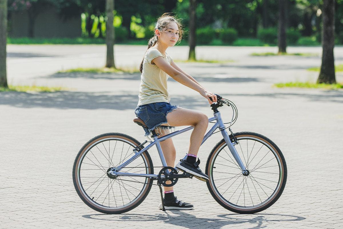子供自転車 wimo kids 20 (Nasu / ナス)| 6-9才 | 110-145cm | 8.35kg |内装3段変速 - wimo online store - オシャレ電動自転車 - 最軽量級子供自転車