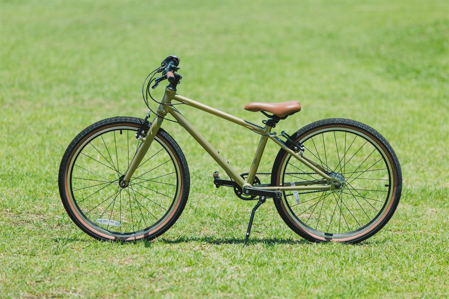 子供自転車 wimo kids 24 (Olive / オリーブ)| 8-10才 | 130-158cm | 9.45kg |内装3段変速 - wimo online store - オシャレ電動自転車 - 最軽量級子供自転車
