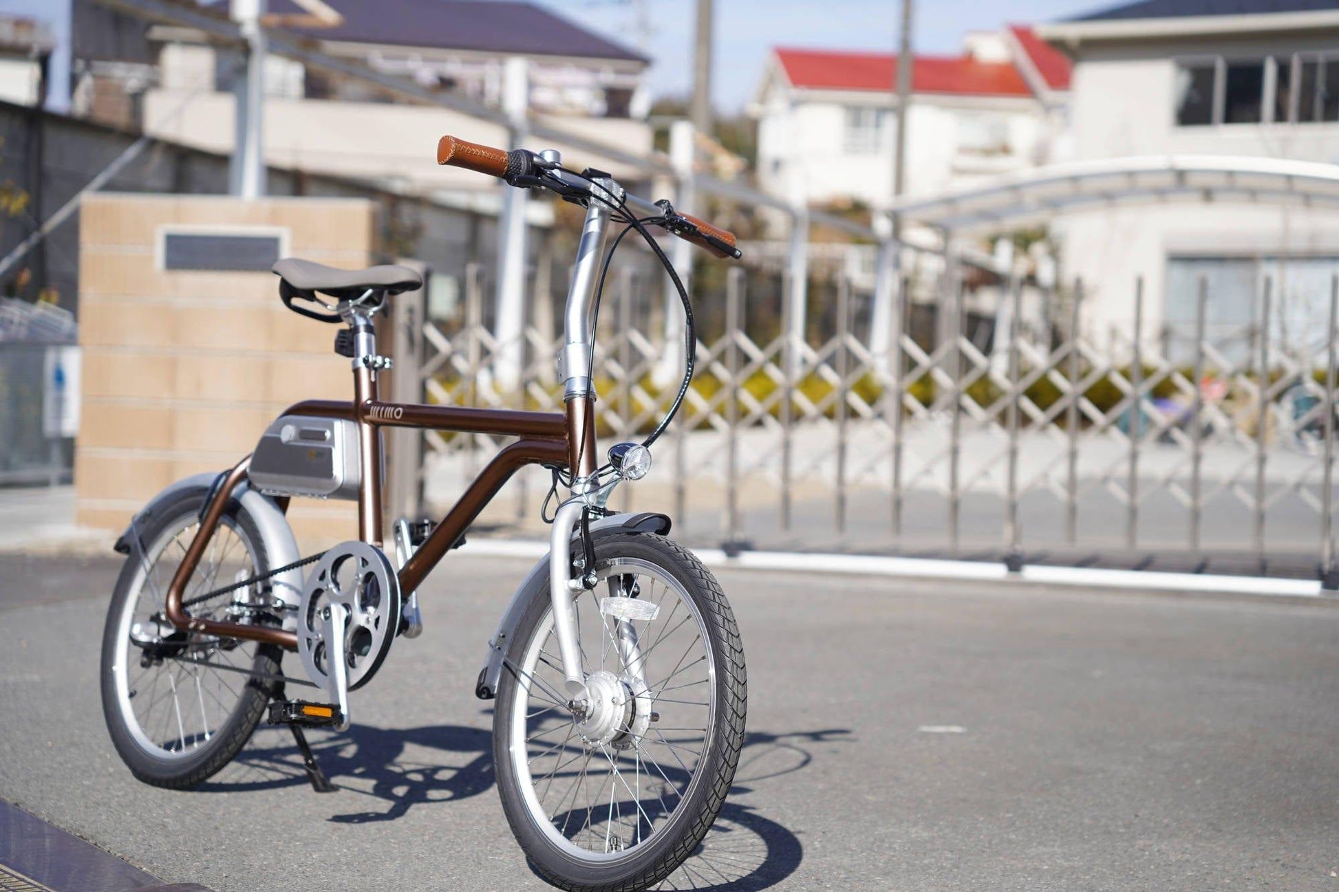 電動アシスト自転車 COOZY （AMBER BROWN）限定　レザー版 - wimo online store - オシャレ電動自転車 - 最軽量級子供自転車