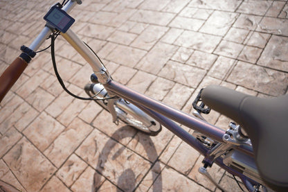 電動アシスト自転車 COOZY （VIOLET SAPPHIRE）オンライン数量限定　wimo三周年記念色 - wimo online store - オシャレ電動自転車 - 最軽量級子供自転車
