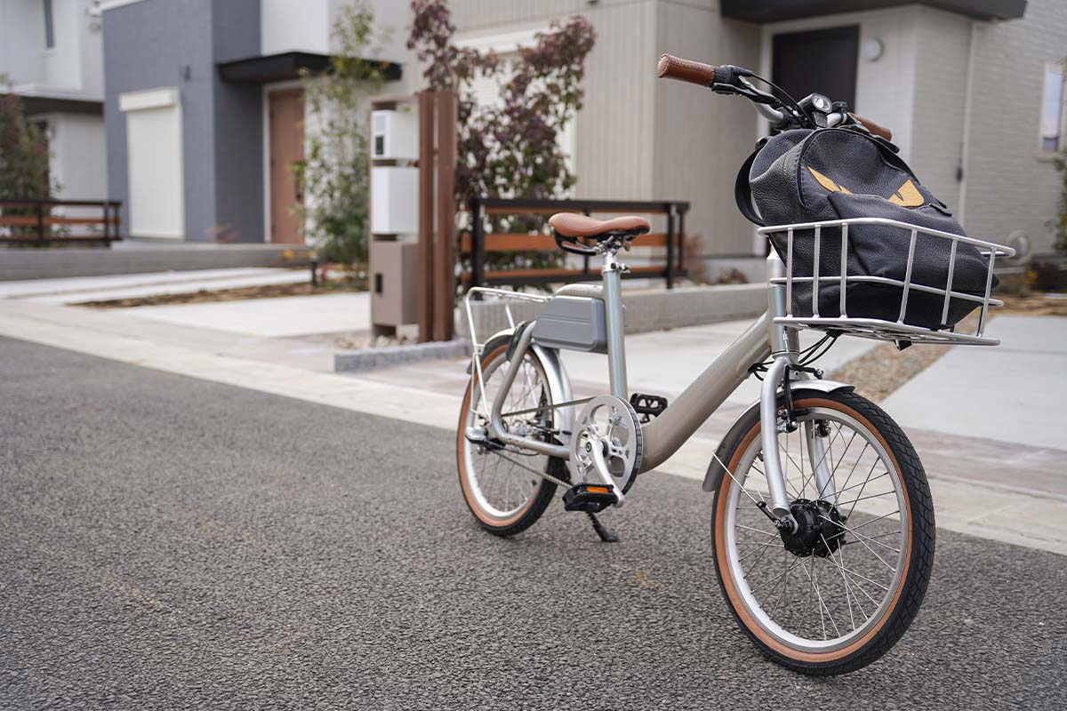 【先行予約】電動アシスト自転車 COOZY Light専用フロントバスケット - wimo online store - オシャレ電動自転車 - 最軽量級子供自転車