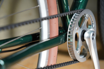 URBAN BELT 650（Dark Green）｜電動クロスバイク