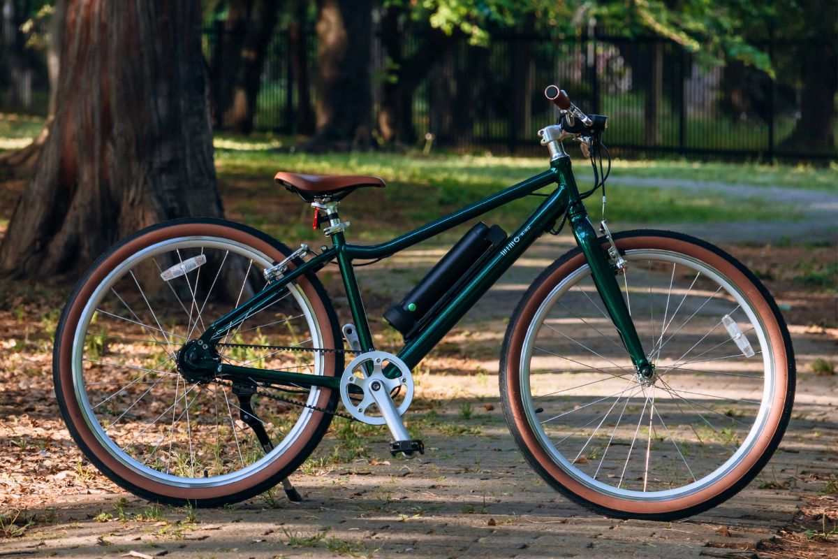 URBAN BELT 650（Deep Green）｜電動クロスバイク