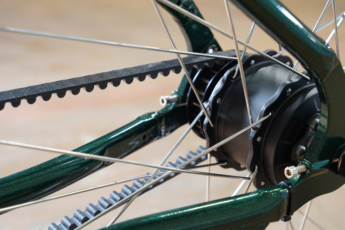 URBAN BELT 650（Deep Green）｜電動クロスバイク