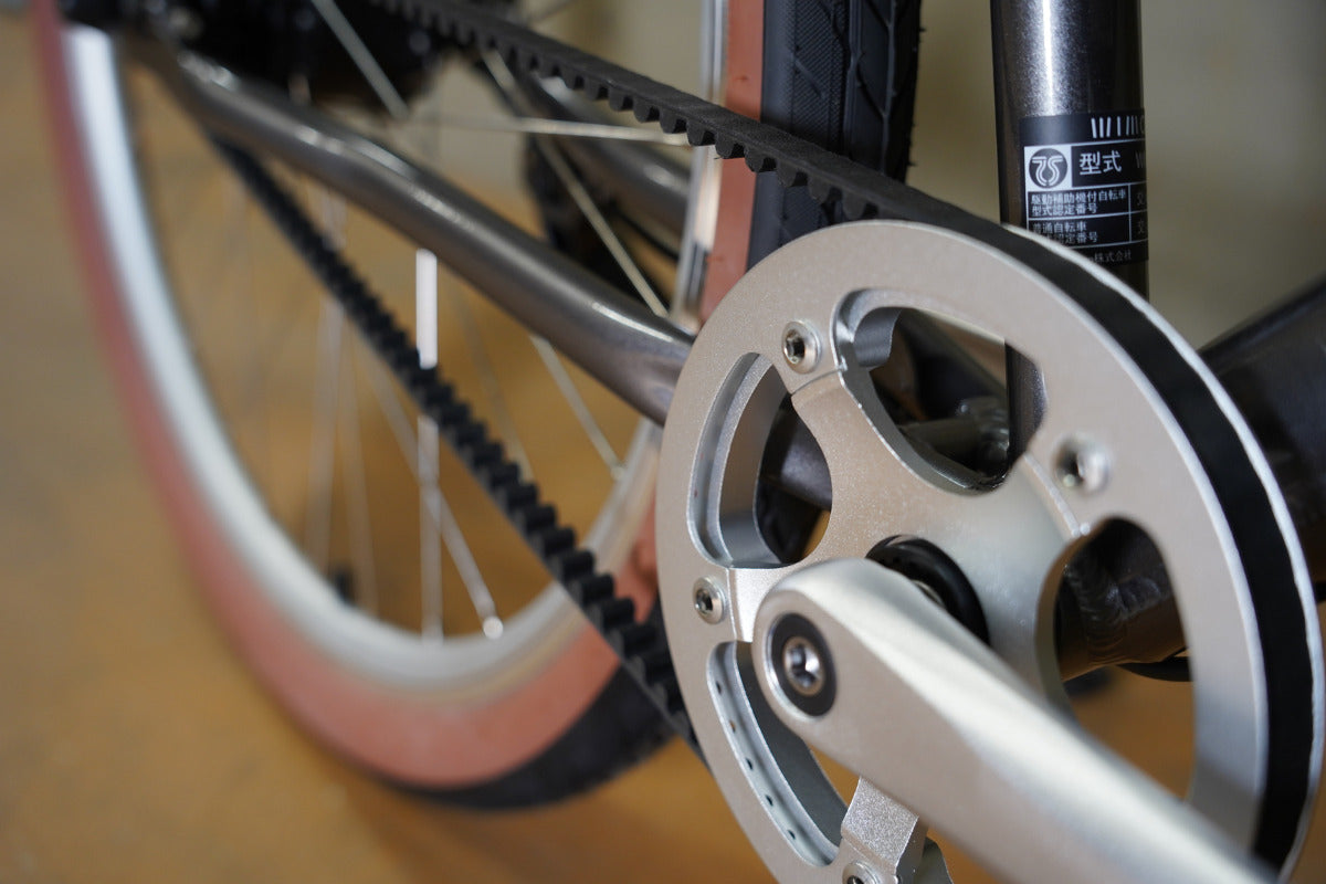 URBAN BELT 650（Metal Grey）｜電動クロスバイク