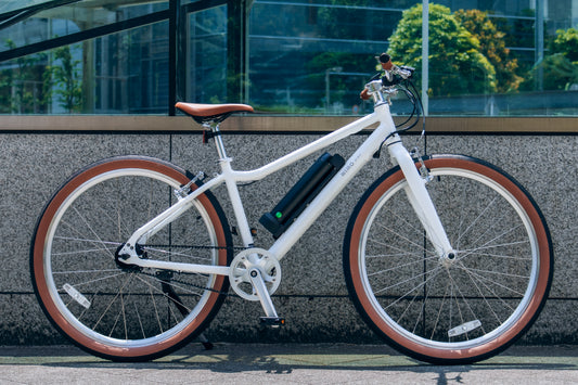URBAN BELT 650（White）｜電動クロスバイク